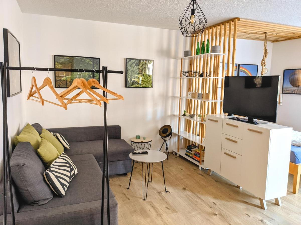 No. 55 - 10 Min To Centre Apartment *